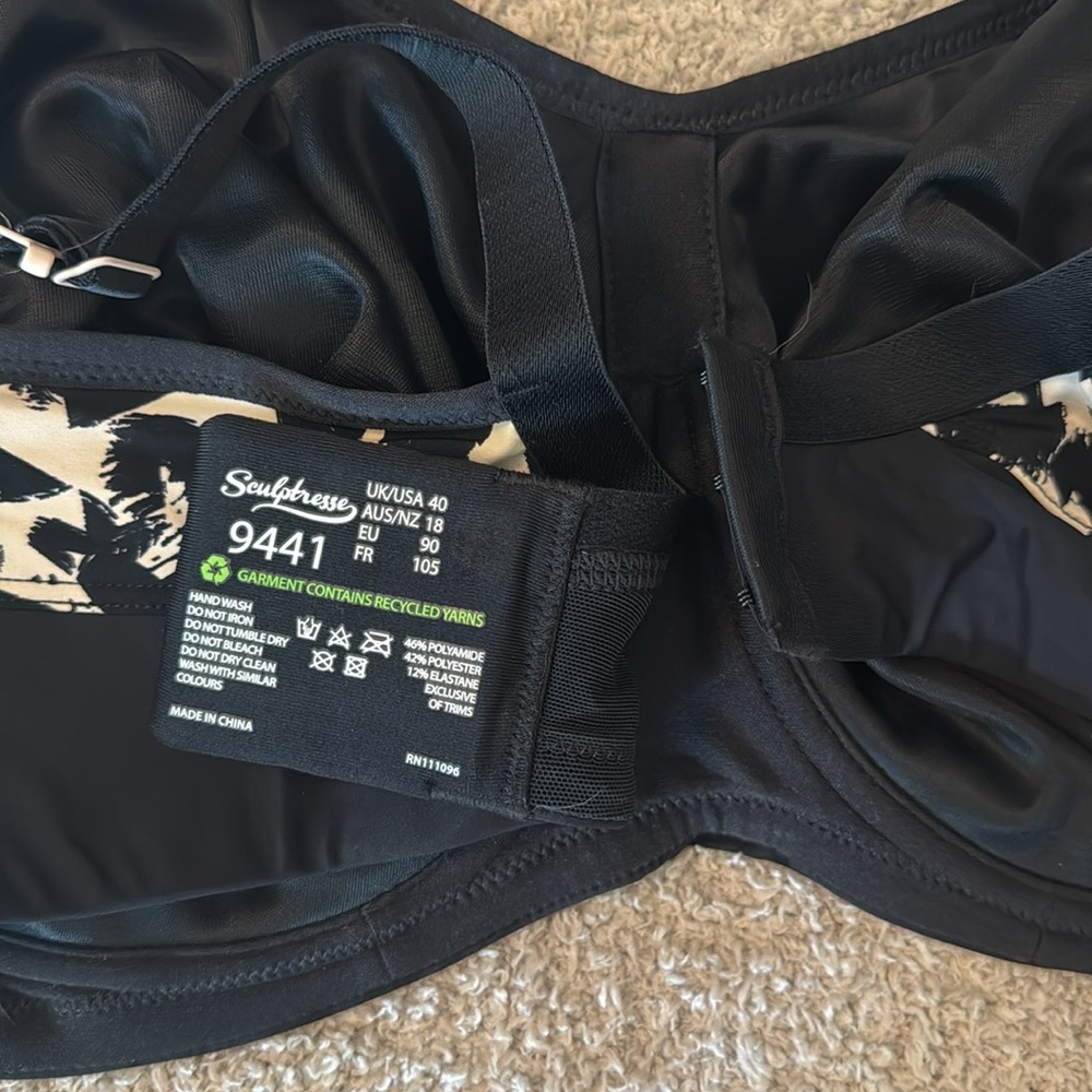 Performance bra - Picture 2 of 3